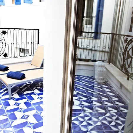 Cort Hotel 4*